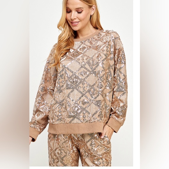 Gold Sequins Velvet 2 piece Large Set - Picture 6 of 8